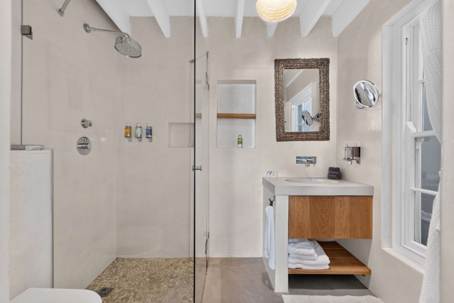 6 Bedroom Property for Sale in Camps Bay Western Cape